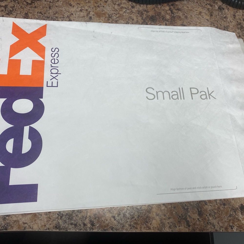 Fed ex shipping envelope